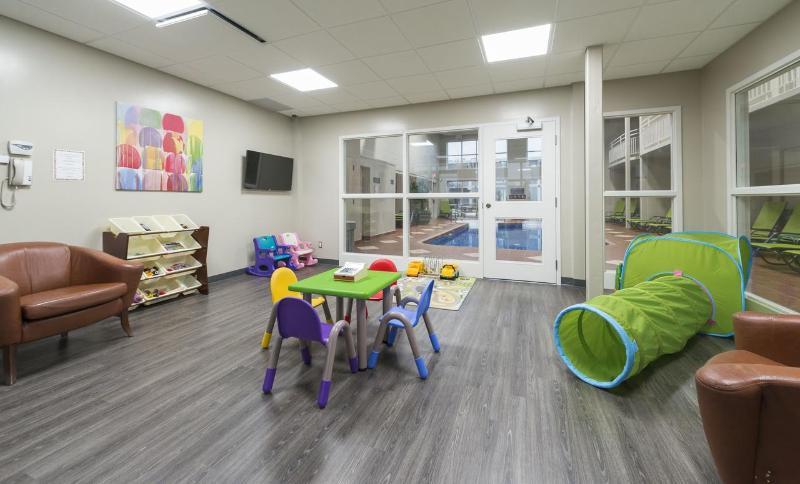 Hotel & Suites Le Dauphin Drummondville Exterior foto