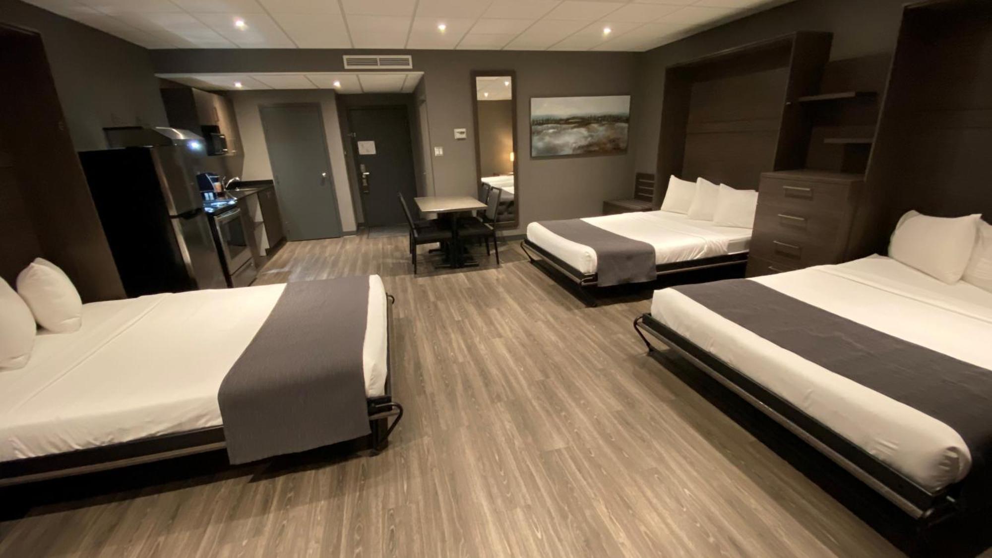 Hotel & Suites Le Dauphin Drummondville Exterior foto
